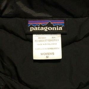 Patagonia women size Medium puffer jacket.